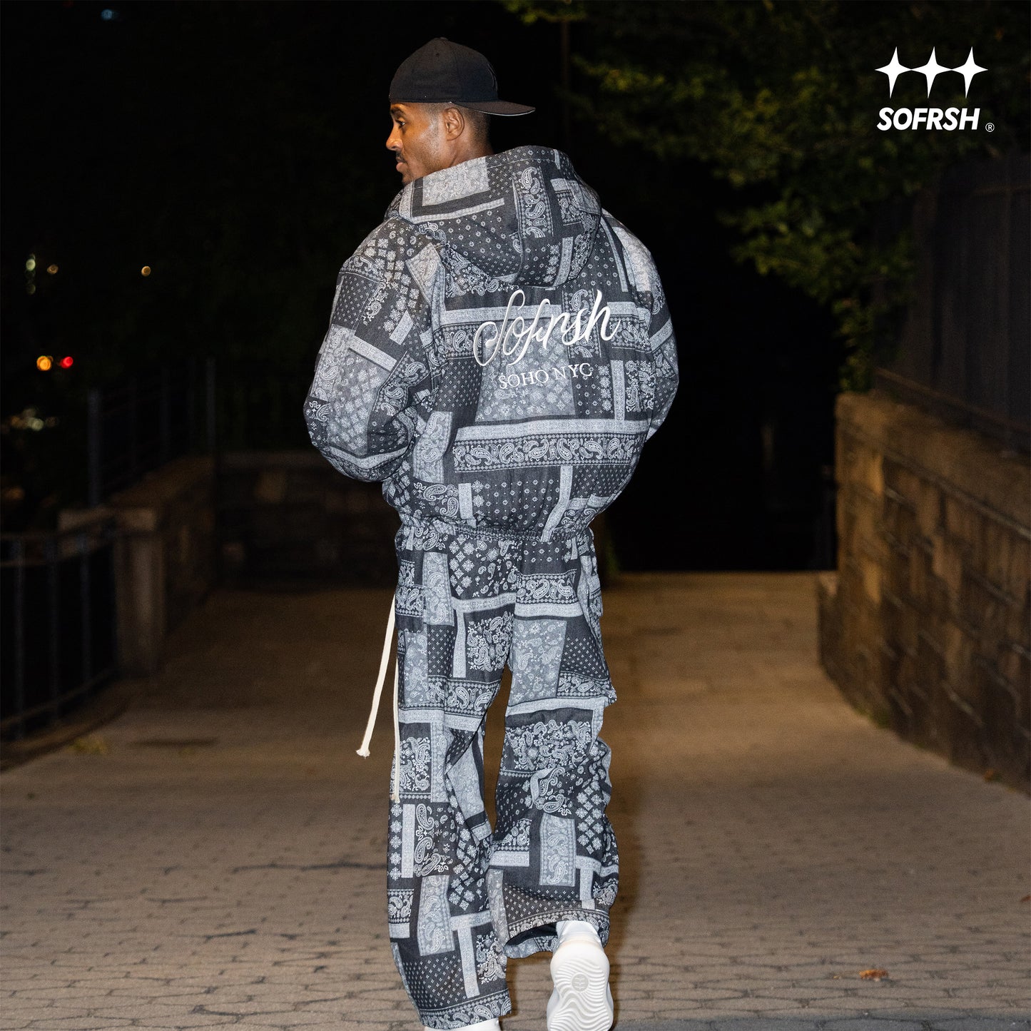 SOFRSH Bandana Print Sweatpant - Black